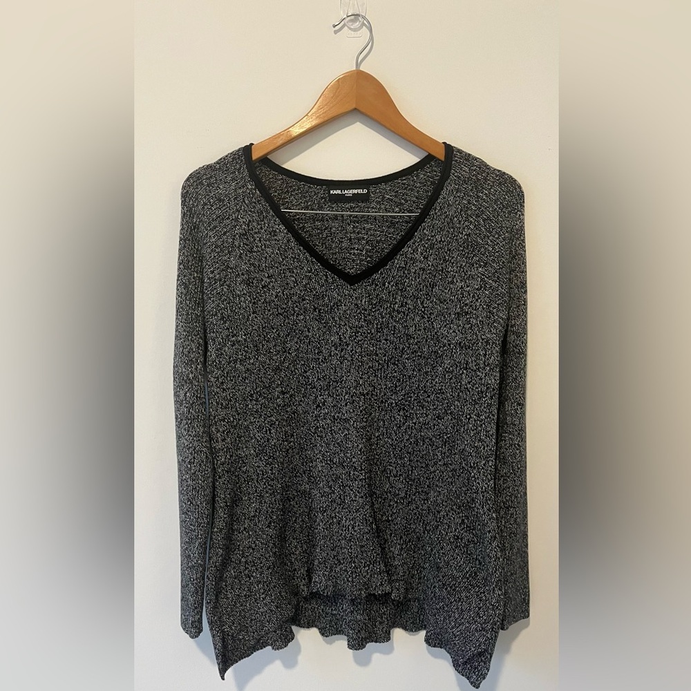 Karl Lagerfeld Paris Black & White Knit Size L